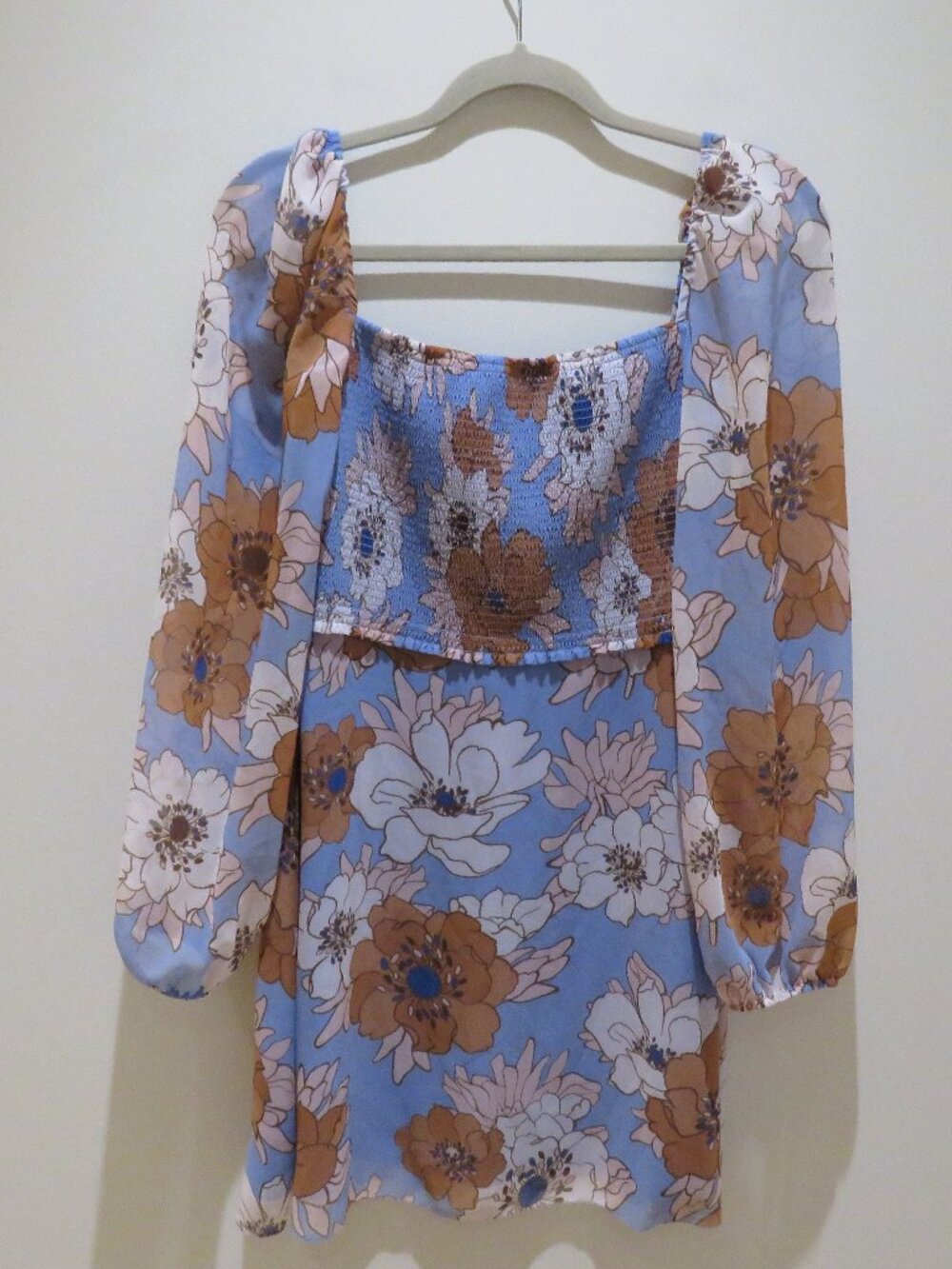 ARITZIA WILFRED Villa Smocked Dress in Soft Iris Poetic Floral Romantic US 6 - Picture 3 of 14
